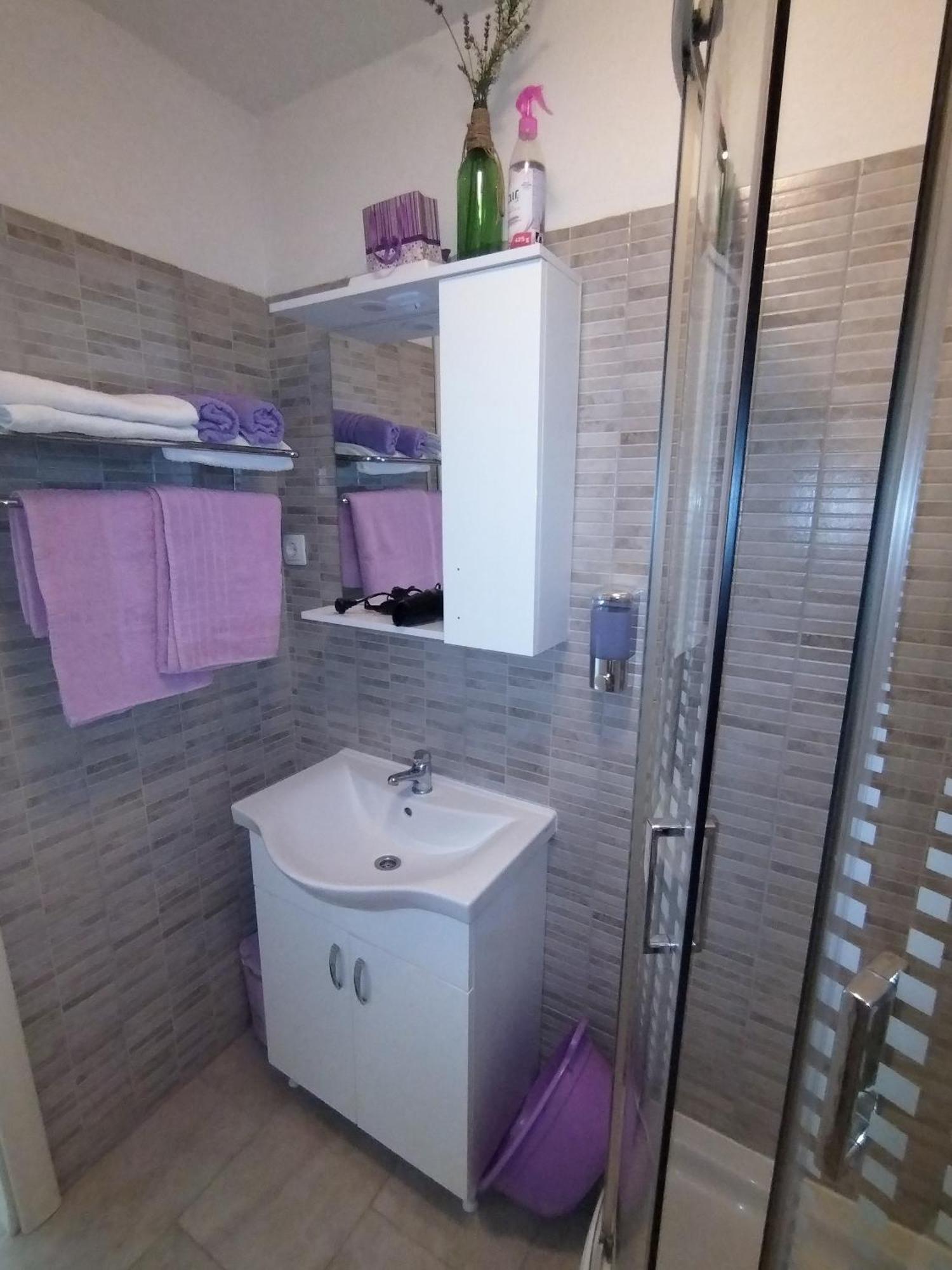 Apartmani Kulin 2 Kastela Oda fotoğraf