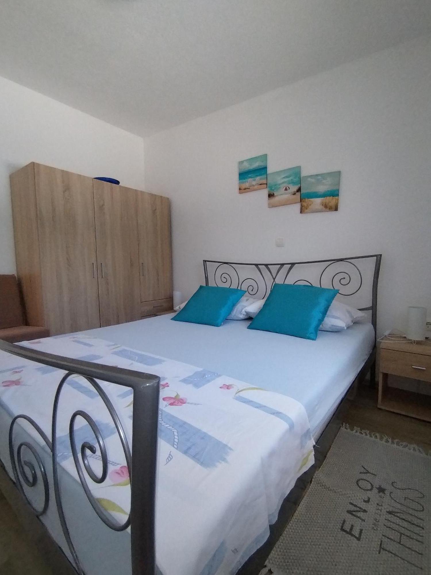 Apartmani Kulin 2 Kastela Oda fotoğraf