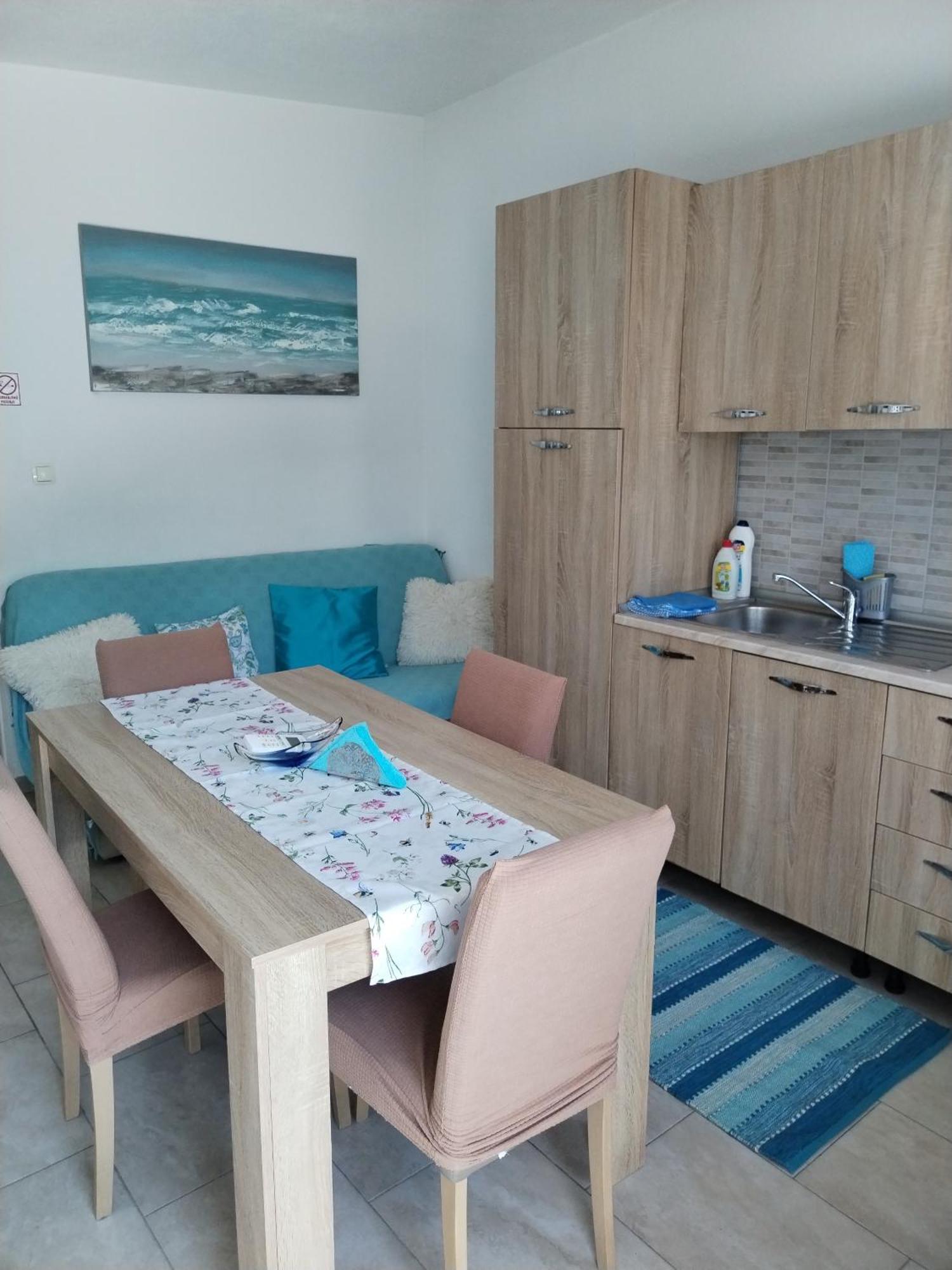 Apartmani Kulin 2 Kastela Oda fotoğraf